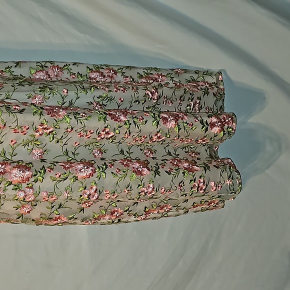 Adrianna Papell floral embroidered dress - Picture 5 of 13